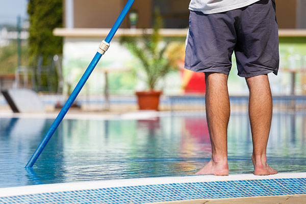 Pool Contractor in South Euclid performing professional pool servicing and water maintenance