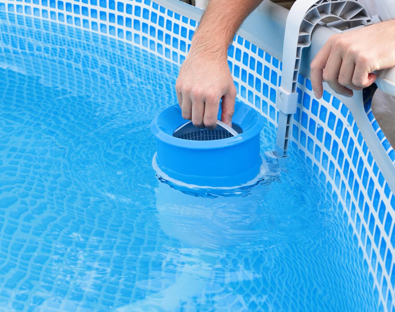 Pool service in Moreland Hills, OH for residential swimming pools